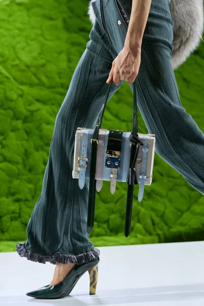 Look 41
